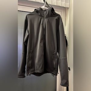 Lululemon men’s XXL jacket darker grey hoodie gunmetal